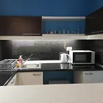 за гости чайка град ゲストハウス 4*