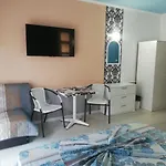 за гости чайка град ゲストハウス