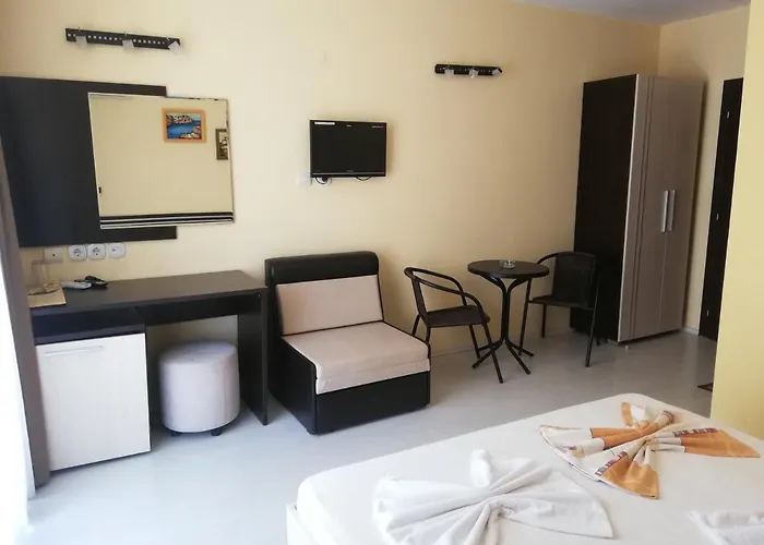 за гости чайка град 4*