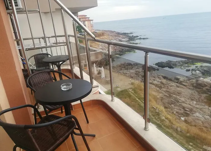 за гости чайка град