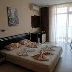 Πανσιόν за гости чайка град Σωζόπολη