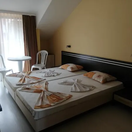 Maison d'hôtes за гости чайка град