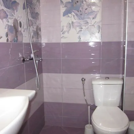 за гости чайка град 4*