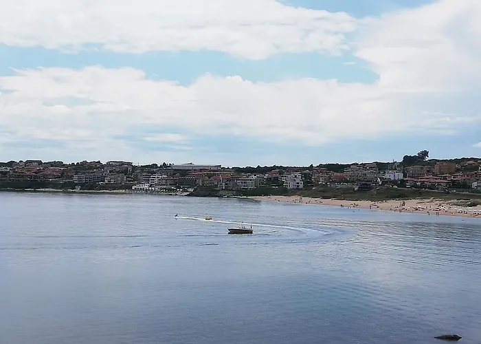 за гости чайка град 4*